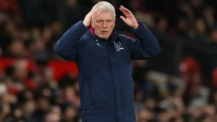 David Moyes Struggles to Keep West Ham Dressing Room Happy with Tactics