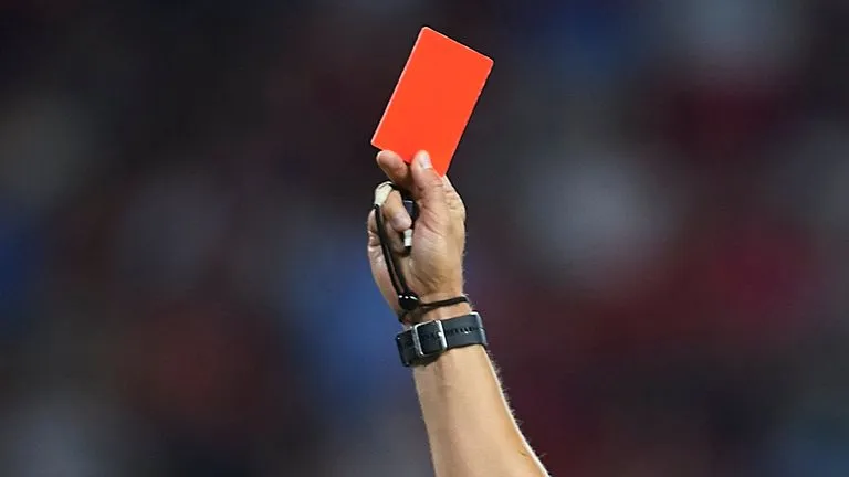Controversy and Outrage: Casemiro's Red Card Challenge Goes Viral