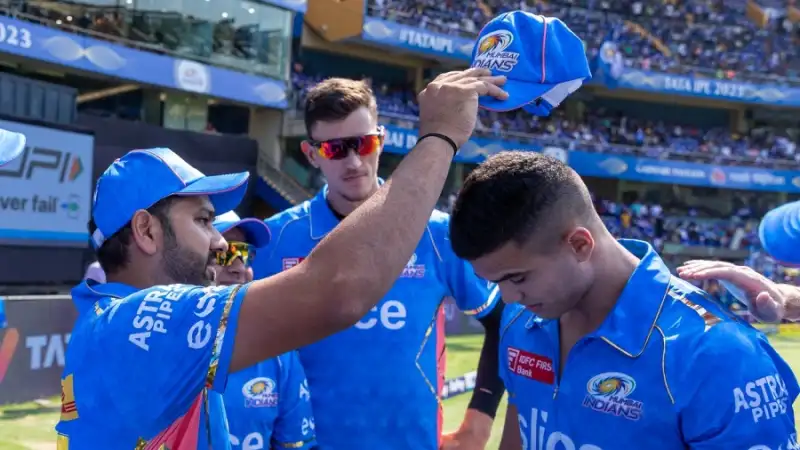 Arjun Tendulkar Honored by Father Sachin Arjun Tendulkar Honored by Father Sachin