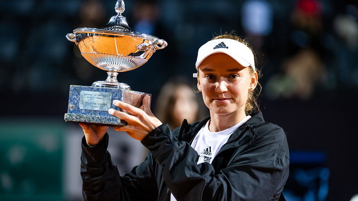 Elena Rybakina won the Italian Open after Anhelina Kalinina retired due to an injury Elena Rybakina