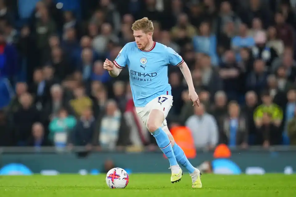 Pep Guardiola Updates on De Bruyne & Ake's Injury for Manchester City