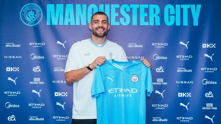 Mateo Kovacic signed the deal with Manchester City on a four-year contract Kovacic