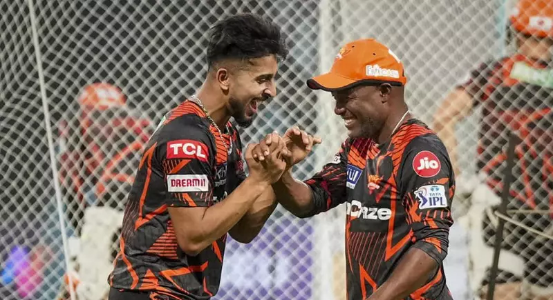 “You have to have the ability to do something with the ball, be sensible,” Brian Lara’s advice for Umran Malik Brian Lara, Umran Malik