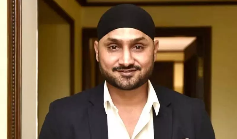 “There’s any spinner in India better than Chahal” Harbhajan Singh’s big statement after Chahal’s Asia Cup snub. Harbhajan Singh