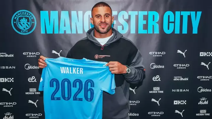 Kyle Walker will stay with Man City until 2026 after signing new contract Kyle Walker with Manchester City Shirt