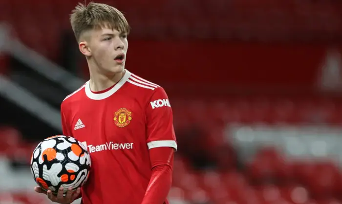 Borussia Dortmund Eyes Manchester United’s Rising Star Dan Gore in Major Transfer Move Dan Gore Transfer