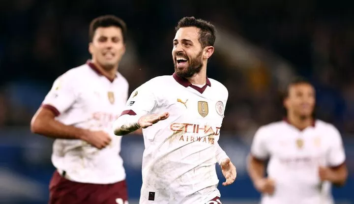Bernado Silva celeberates after scoring 3rd goal against Everton