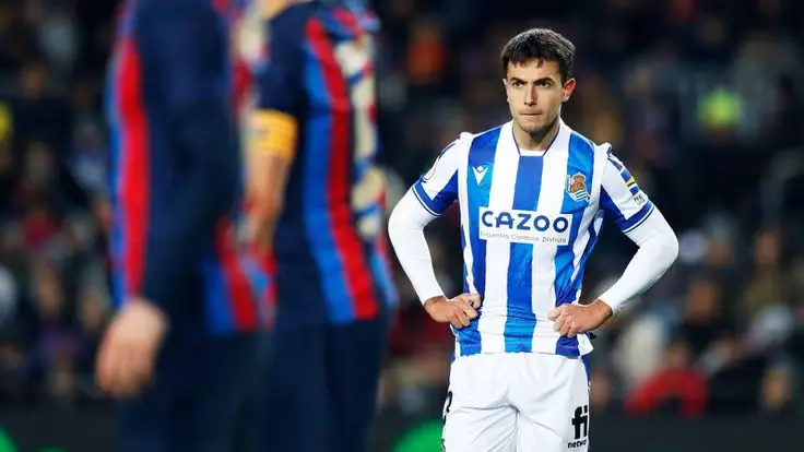 Arsenal Are Looking To Sign A New Midfielder In The Club Before January Window Closes Arsenal will Sign Midfielder in Transfer