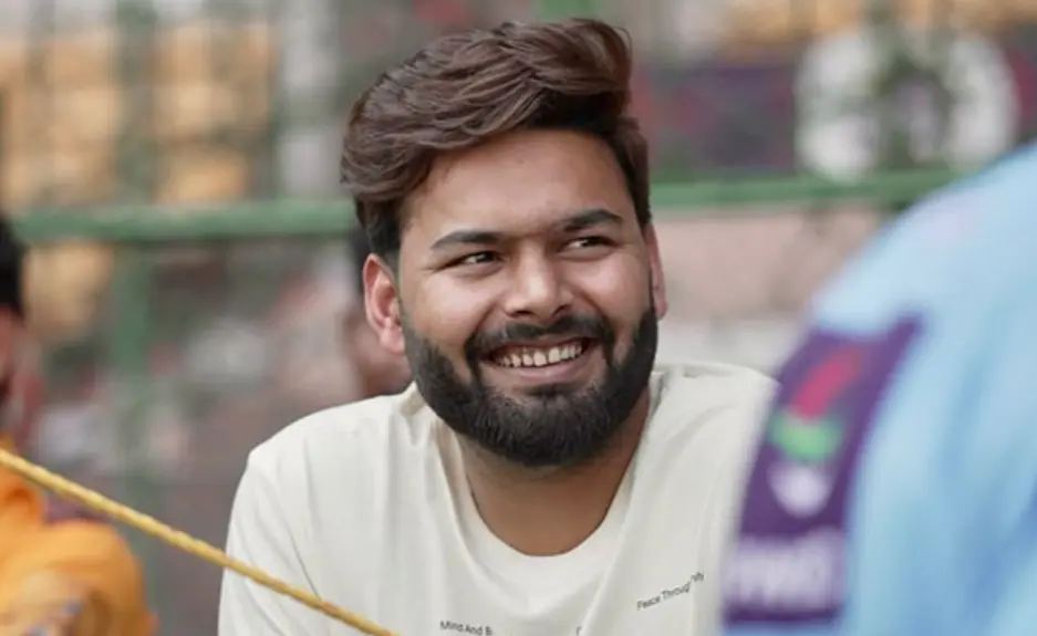 Rishabh Pant during practice
