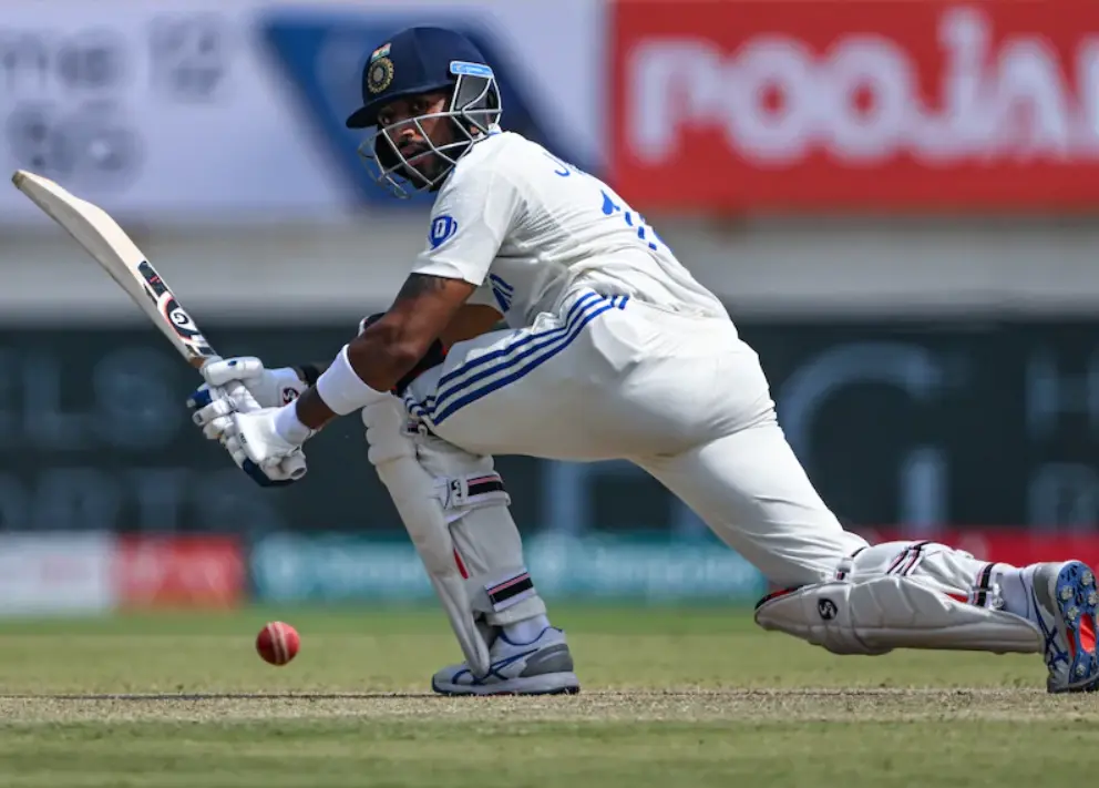 Dhruv Jurel: Biography| Career| IPL| Girlfriend| Struggles| Childhood Dhruv Jurel while playing a shot in a test match