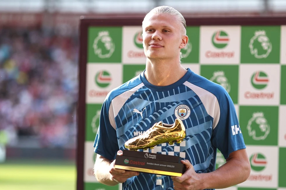 Every Top Scorer of The Premier League By Season From 1992/93 To 2022/2023 Erling Haaland with Premier League golden boot award