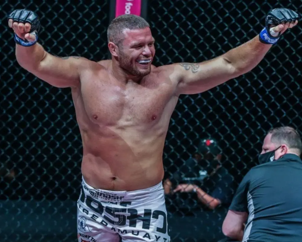 Anatoly Malykhin Wants To Fight Francis Ngannou Next Anatoly Malykhin after his light heavyweight victory