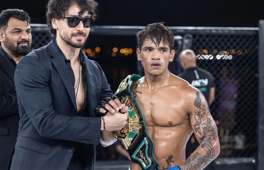 Angad Bisht with Tiger Shroff