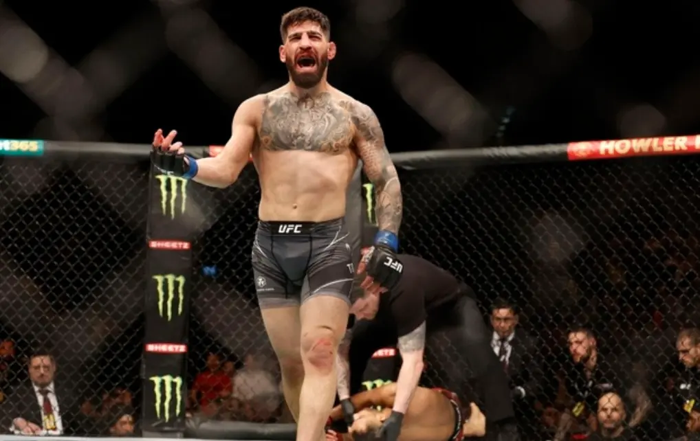 “Without …. I Don’t Want Him At All” Ilia Topuria Puts A Condition To Fight Max Holloway Ilia Topuria celebrating after his win
