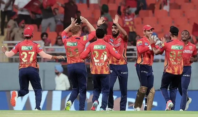 PBKS vs MI: Punjab Kings celebrating a wicket in an IPL match