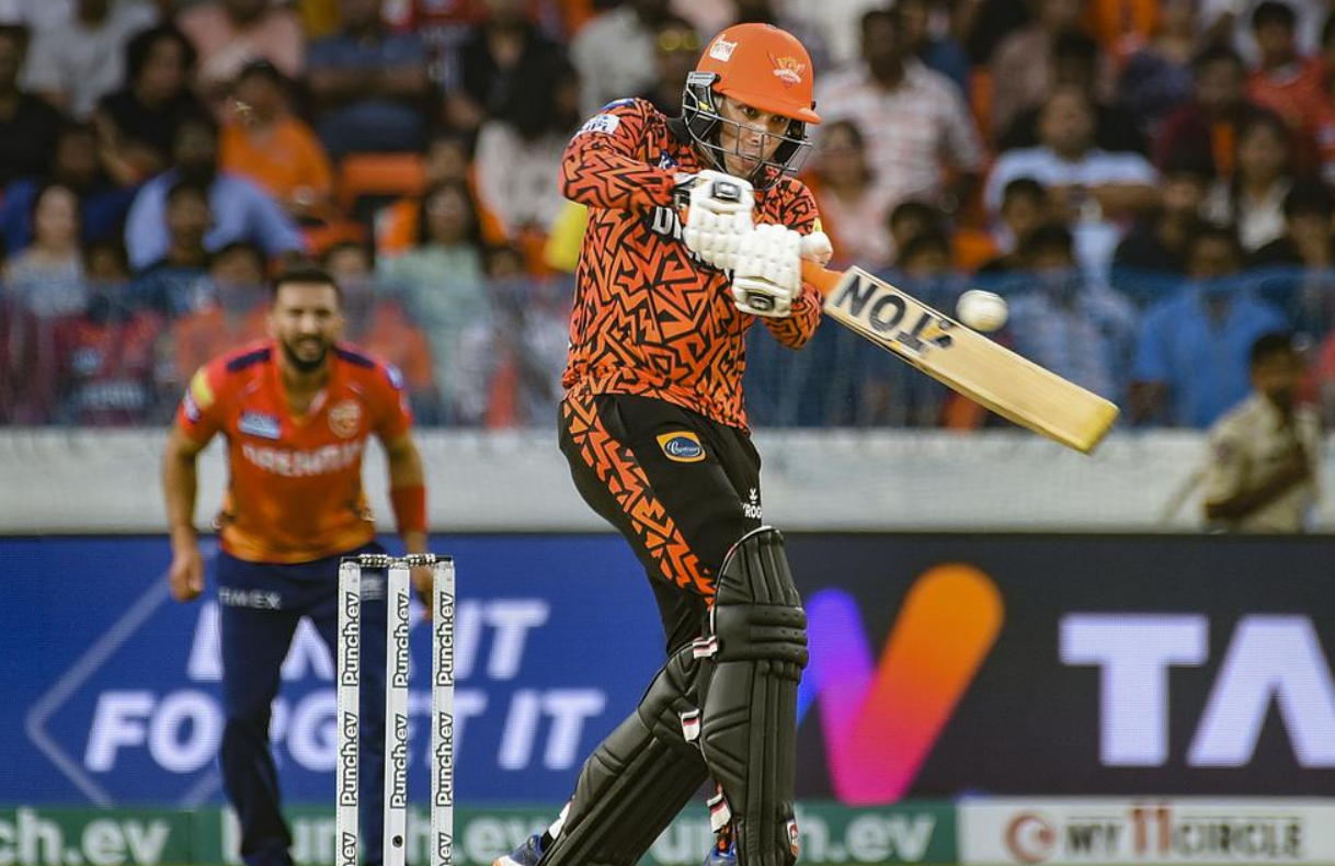 IPL 2024 69th Match SRH vs PBKS: Match Results| Award Winners| Player Of The Match| Records| Scorecard SRH vs PBKS: Abhishek Sharma while hitting a hook shoot