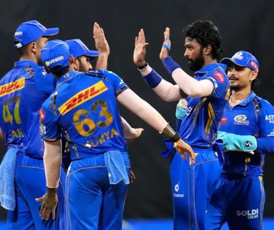 IPL 2024 55th Match MI vs SRH: Match Results| Award Winners| Player Of The Match| Records| Scorecard MI vs SRH: Hardik Pandya and Co, celebrating after a wicket