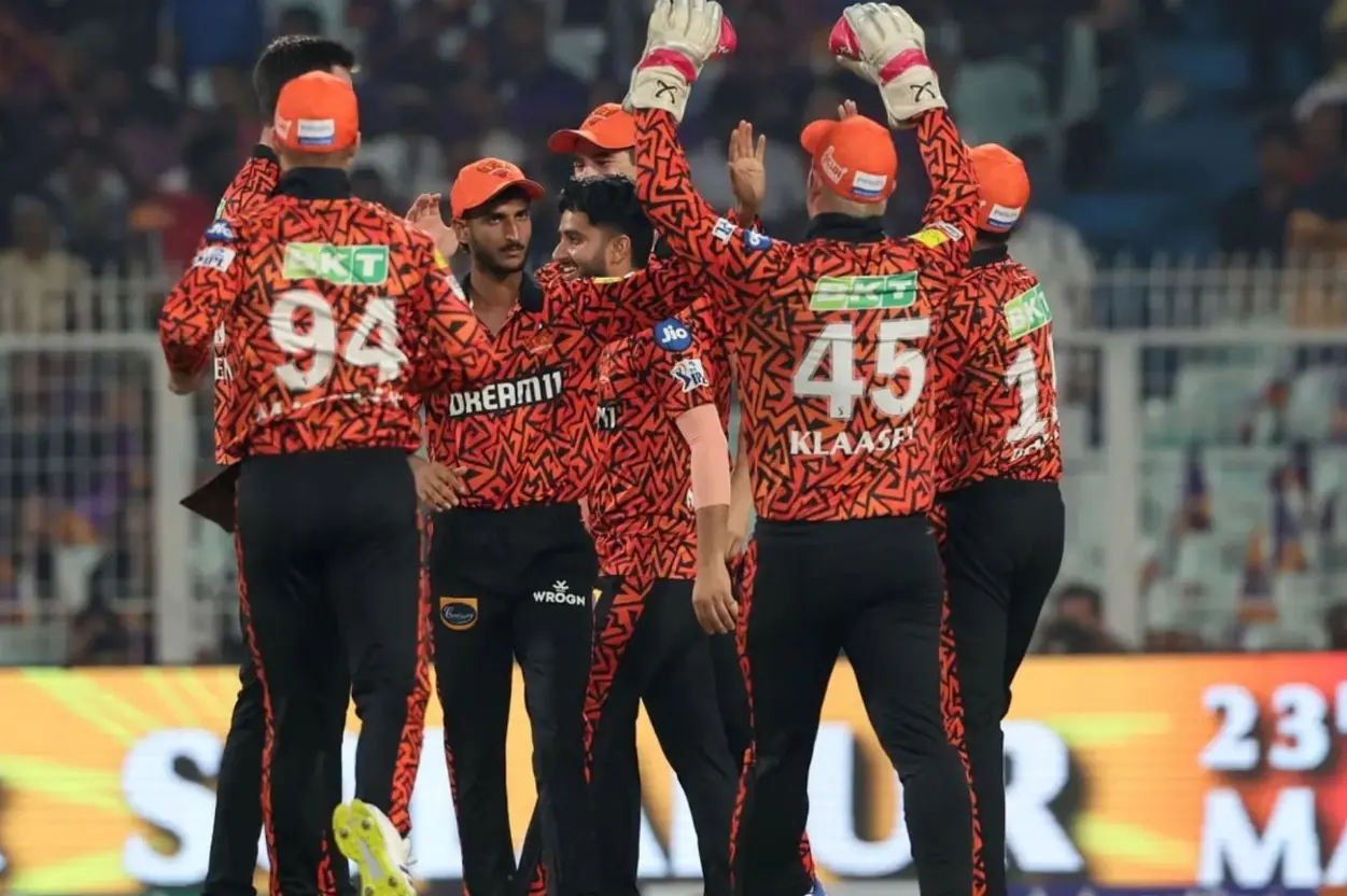 IPL 2024 55th Match MI vs SRH: Weather Forecast And Pitch Report MI vs SRH: SRH teammates celebrating after a wicket