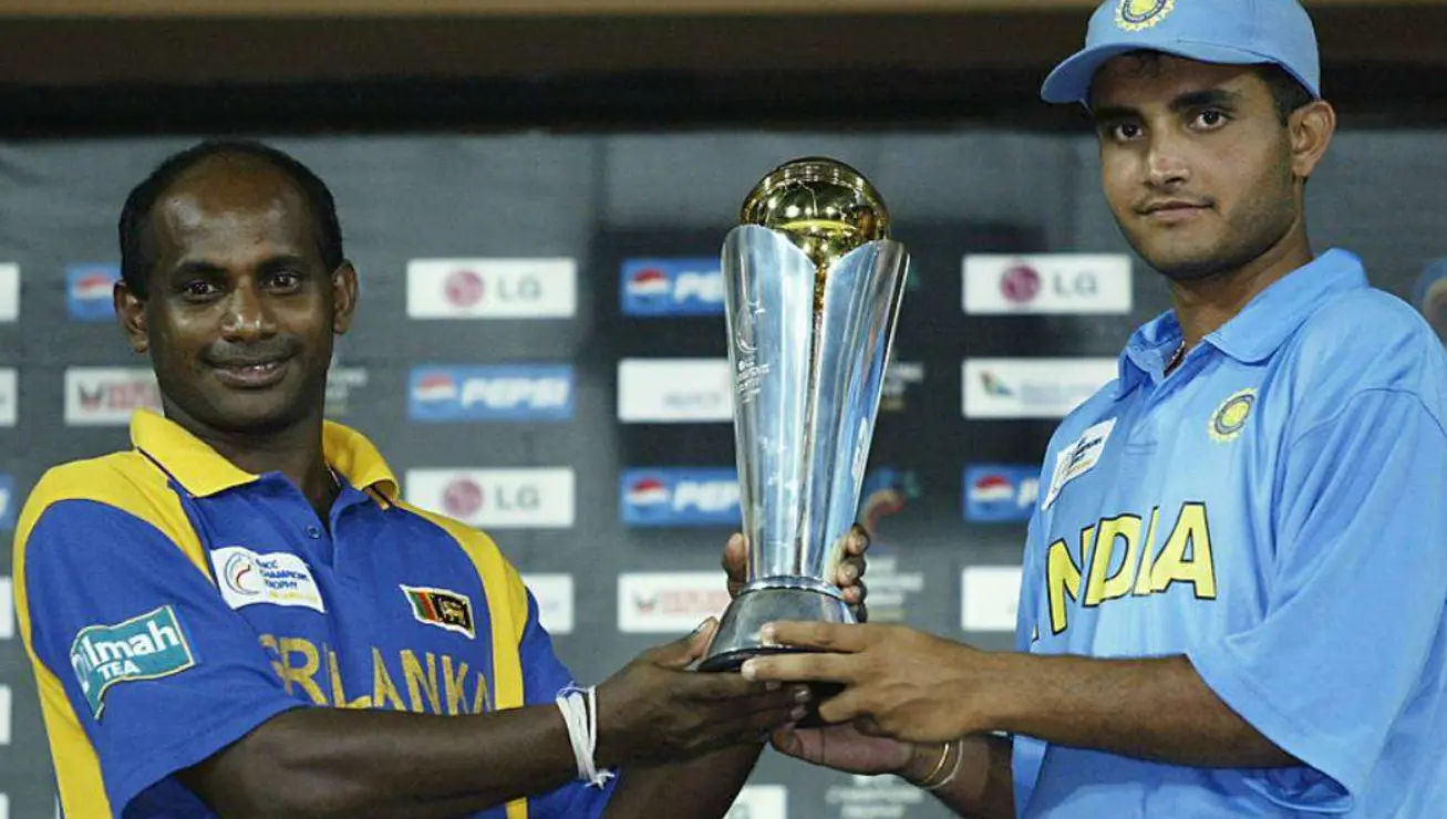 List Of ICC Champions Trophy Winners(1998-2017) Saurav Ganguly and Sanath Jayasuriya holding champions trophy