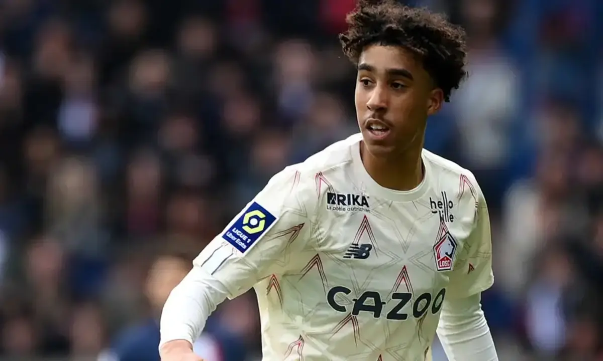 Latest Transfer News: Man City Sign Savinho and Man United Sign Leny Yoro for $67.9 million Man United and City Transfer News