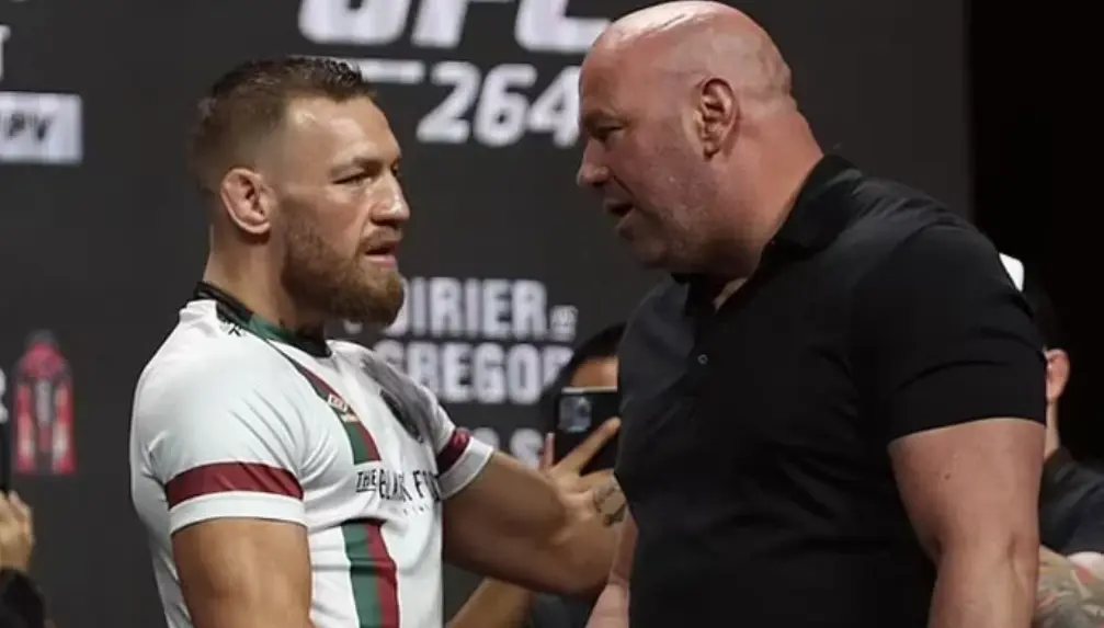 Conor McGregor with Dana White during press conference