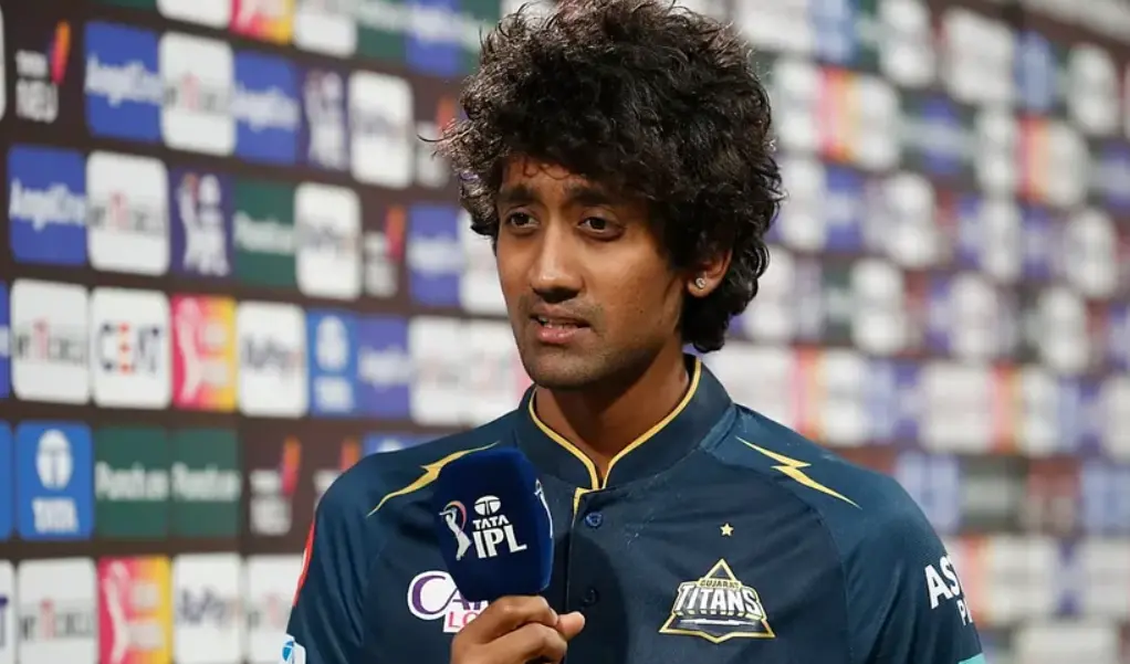 Sai Kishore during IPL match