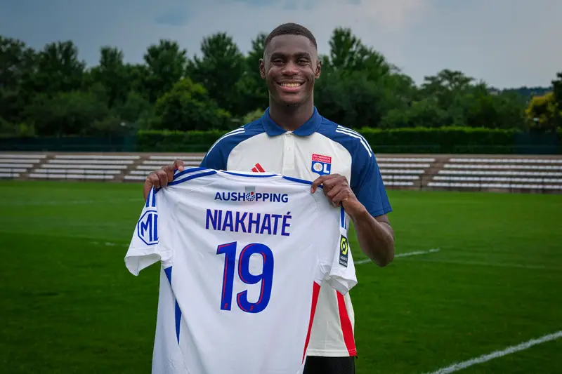 Olympique Lyon Transfer Deals