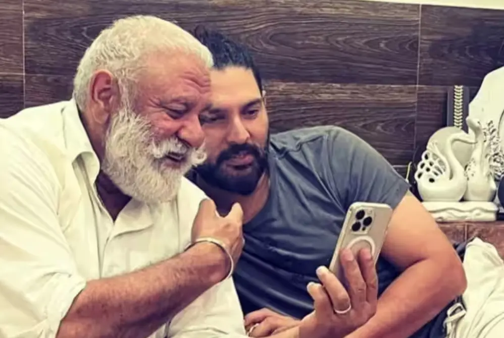 Yuvraj’s Father, Yograj Singh Said Controversial Statements On MS Dhoni And Kapil Dev Yuvraj Singh with his father Yograj Singh