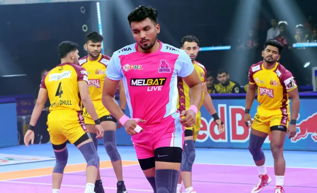 PKL 11, Match 9: Jaipur Pink Panthers vs Telugu Titans| Pink Pathers Won Two In A Row Arjun Deswal during a kabaddi match