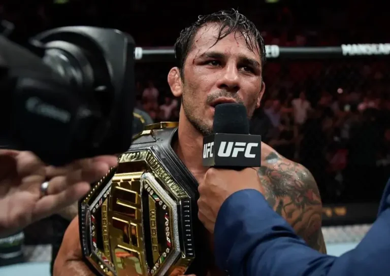 Alexandre Pantoja post-fight