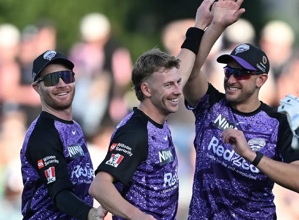 HUR vs THU, 29th Match BBL(2024-25): Match Results| Scorecard| Award Winners| Stats Hobart Hurricanes' players during a match
