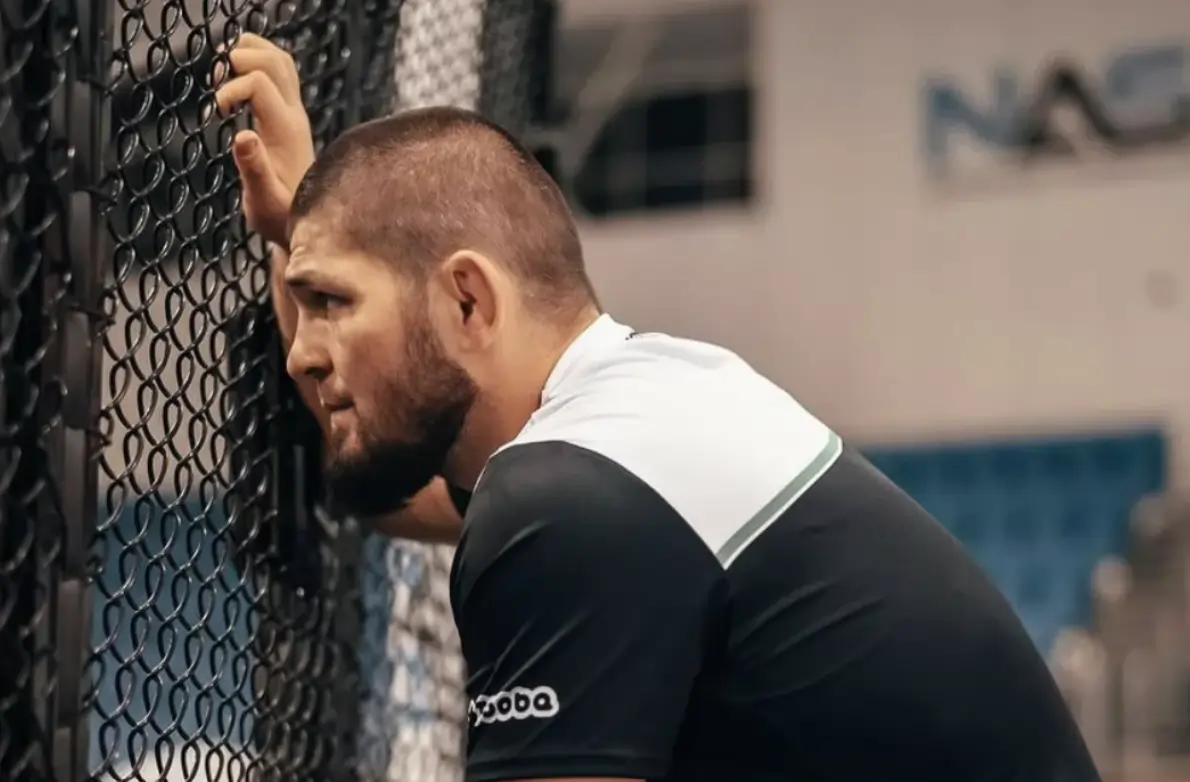 ” Racial, National or Other one” Khabib Nurmagomedov Issues Statement After Being Kicked Off From Plane Khabib Nurmagomedov during training