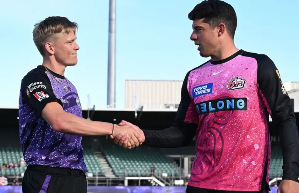 BBL, 41st Match: Hobart Hurricanes Vs Sydney Sixers: Weather Forecast And Pitch Report Nathan Ellis and Moises Henriques shaking hands before match
