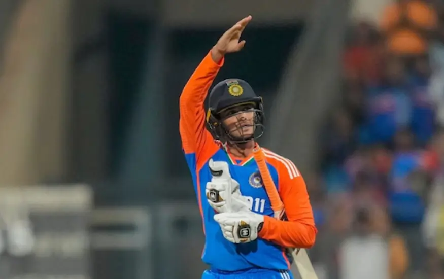 “Virender Sehwag, Viv Richards used to do it.” Indian Legend Compares Abhishek Sharma To Cricket Maestros Abhishek Sharma during a match