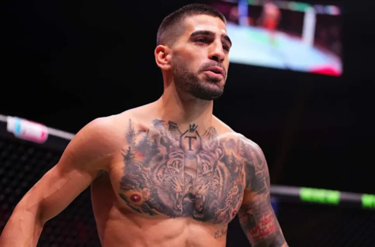 Ilia Topuria during his fight