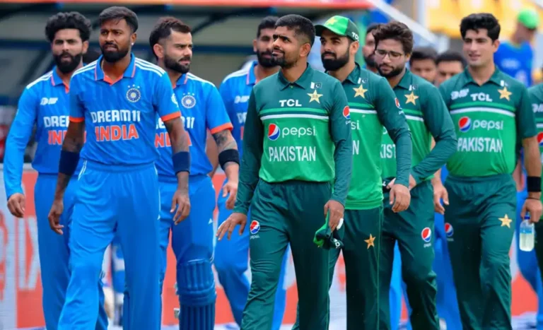 Pakistan and India cricket team players before match