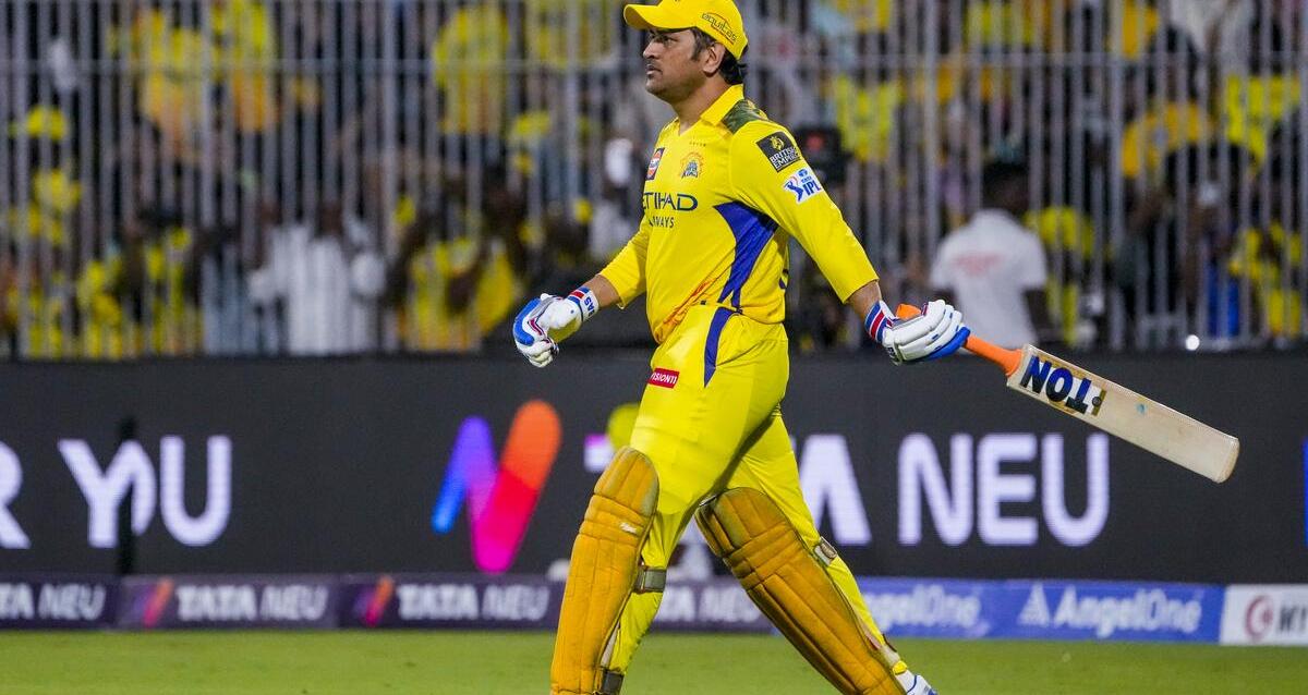 MS Dhoni In CSK vs RCB