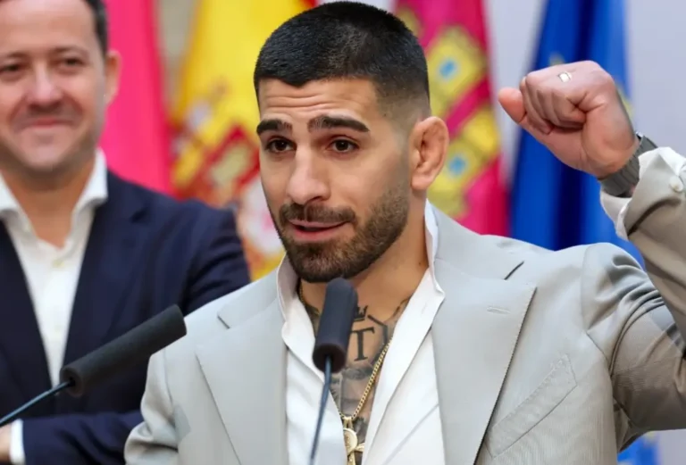 Ilia Topuria during press conference
