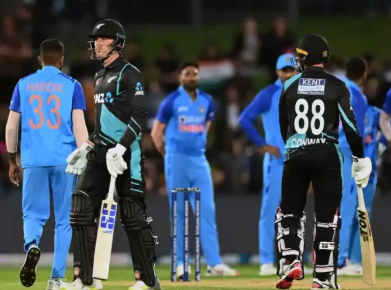 India and New Zealand players during a match