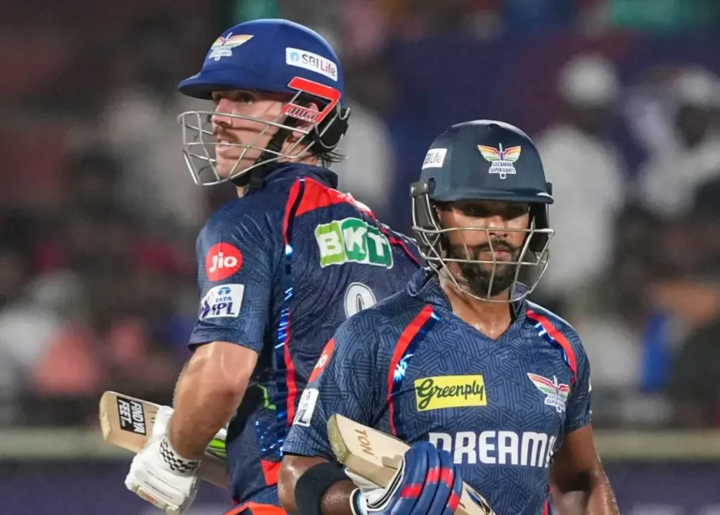 Nicholas Pooran and Mitchell Marsh during an IPL match