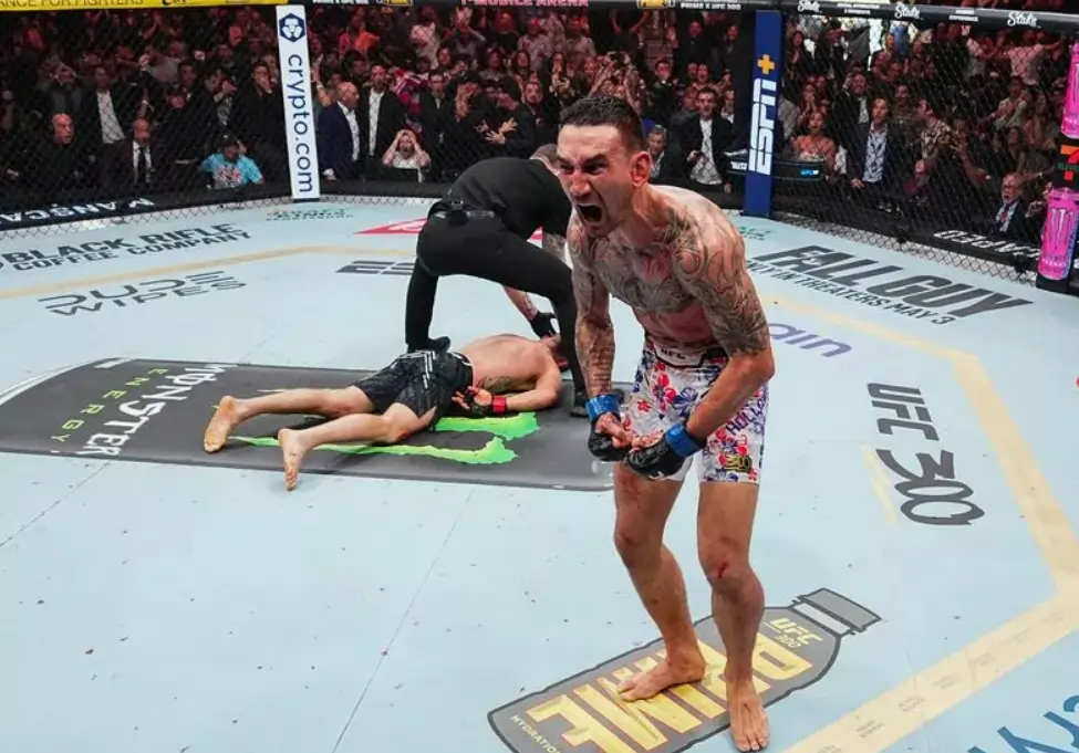 “The Sudden Rush Of Emotions” Justin Gaethje Called Max Holloway’s UFC 300 Celebration An Emotional Response Max Holloway after knocking out Justin Gaethje