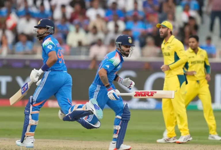 Shreyas Iyer and Virat Kohli while running between wickets