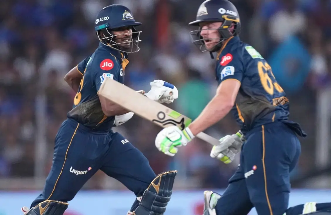 IPL 2025, Match 14th, RCB vs GT: Match Results| Award Winners| Captains’ Corner| POTM Sai Sudarshan and Jos Buttler during a match