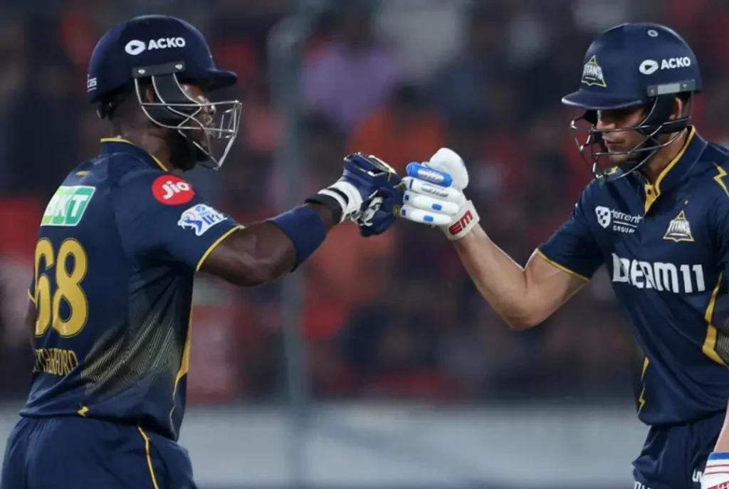Shubman Gill and Sherfane Rutherford during an IPL matfch