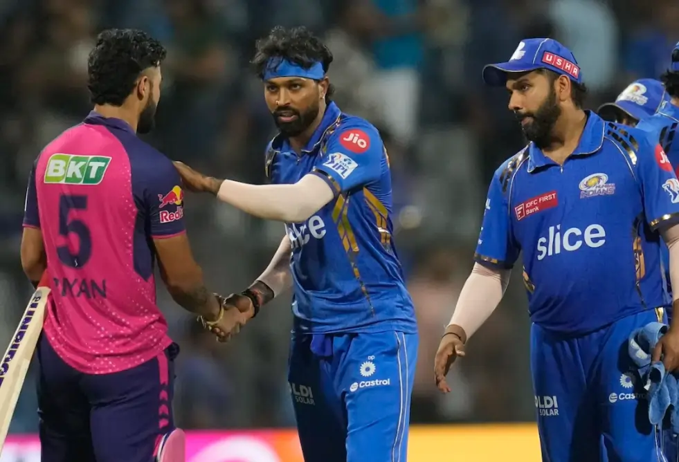 Hardik Pandya and Riyan Parag during an IPL match