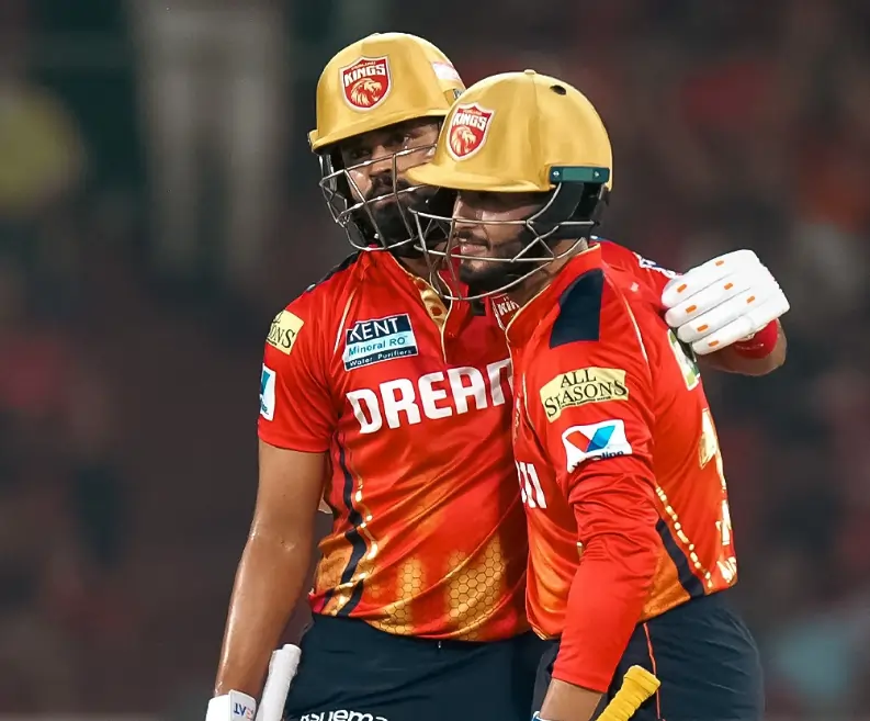 Shreyas Iyer and Nehal Wadhera during an IPL match