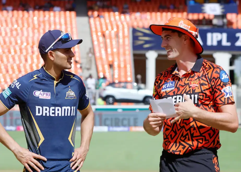 Pat Cummins and Shubman Gill pre match