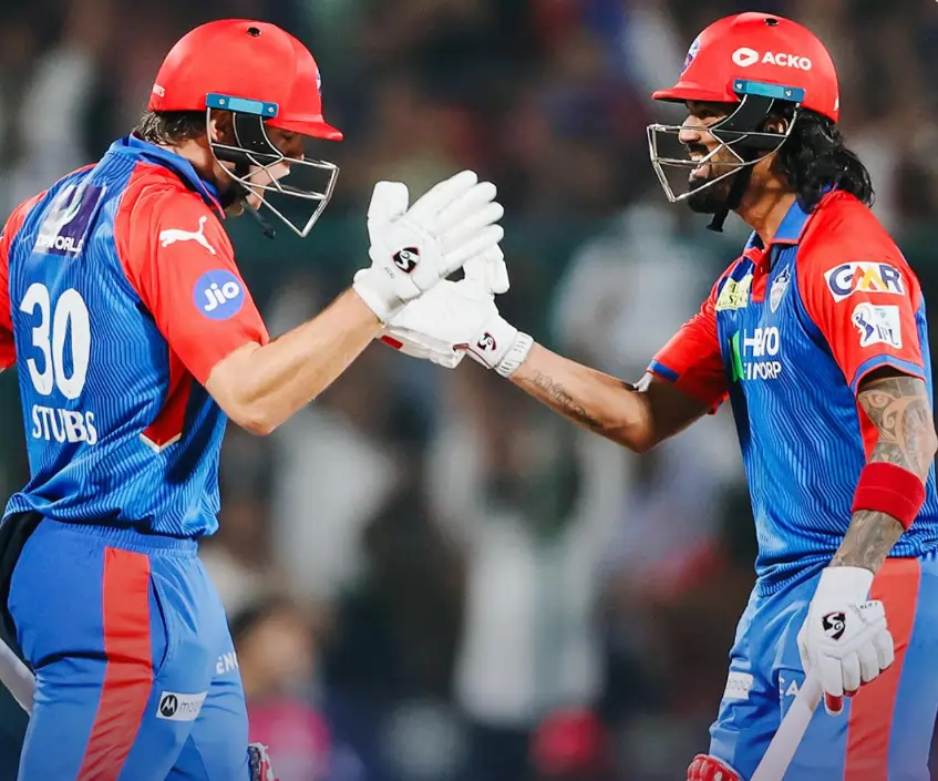 KL Rahul and Tristan Stubbs after winning the match