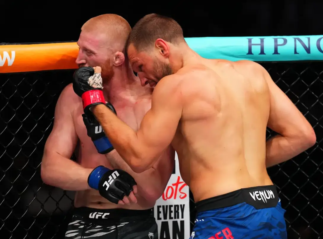 Bo Nickal and Reinier de Ridder during their fight