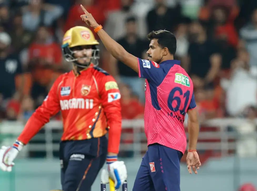 Maheesh Theekshana during an IPL match